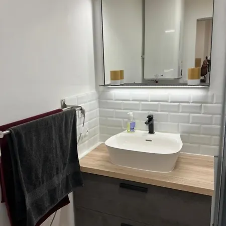 Nid Douillet A * Hyères